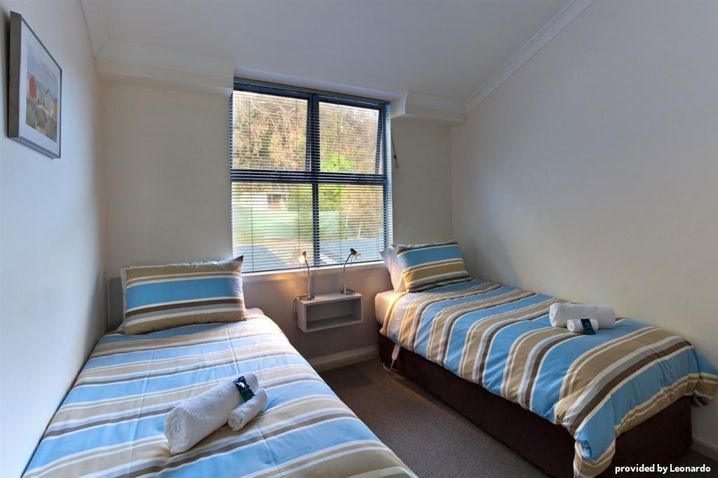 אולבני Cosy Corner Sea View Apartments חדר תמונה